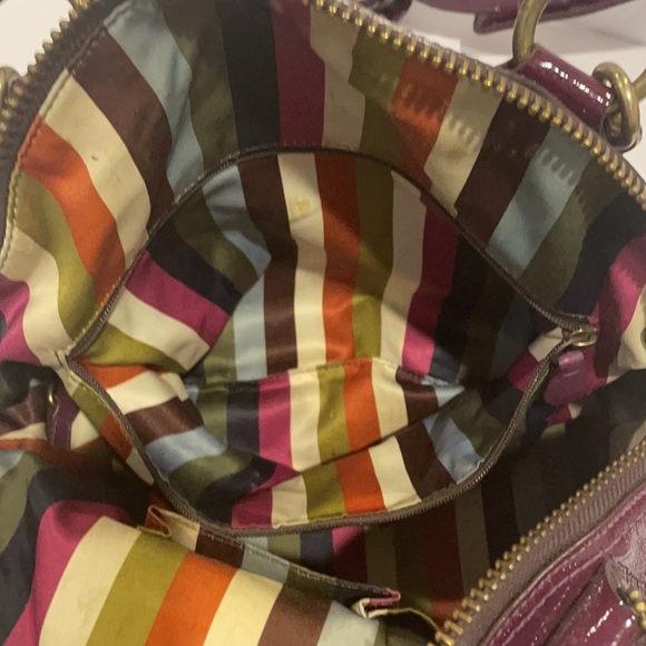 Coach Francine bag in purple patent leather - Picture 12 of 16